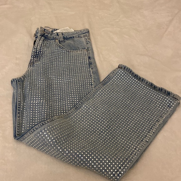 Zara Rihneston Set - Picture 8 of 9